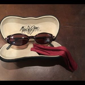 Authentic Maui Jims “Hana” sunglasses Like New